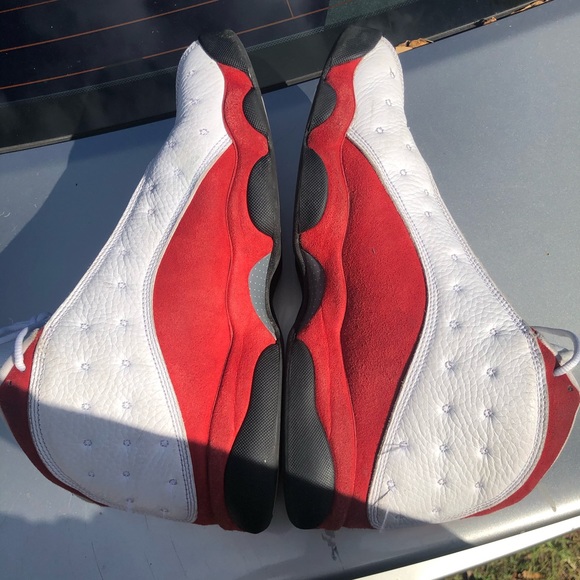 Jordan Chicago 13s - Picture 5 of 7